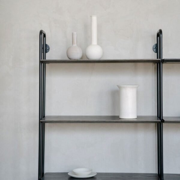Minimalistic shelves